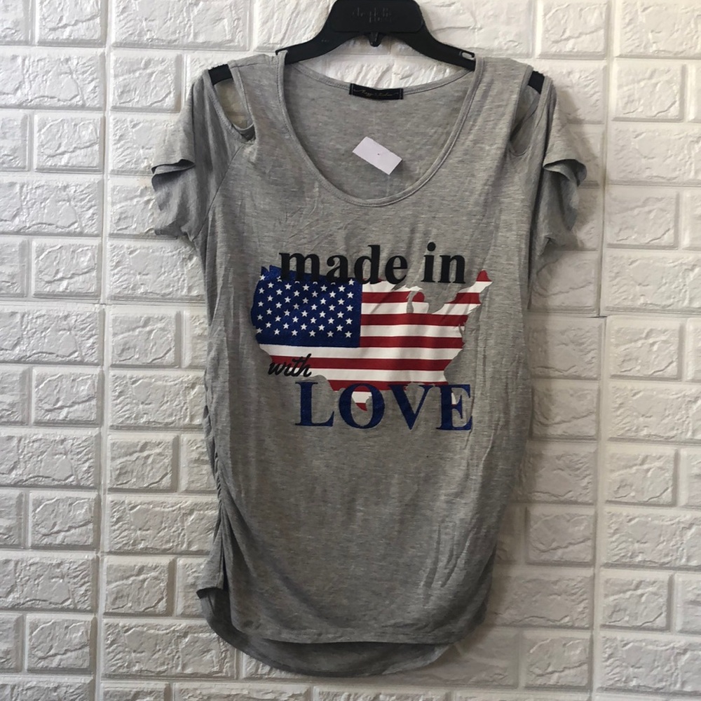 Cold shoulder Made in USA with Love ruched graphic